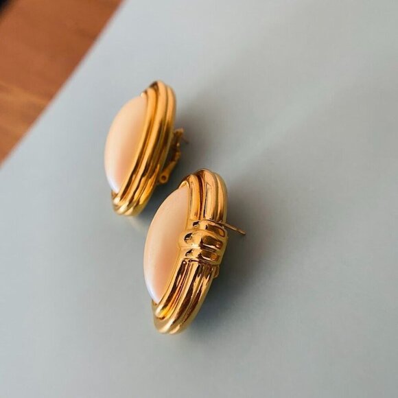 Vintage Givenchy Oval Pearl Cabochon Earrings Pierced - Picture 4 of 5